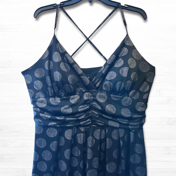 Black & Grey Metalic Polka-dot Plus Size Dress - Picture 2 of 13